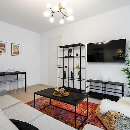 Apartment Elegance In Win Herastrau - King Bed *