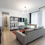 Elegance In Win Herastrau - King Bed Апартаменти