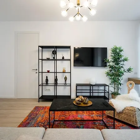 Elegance In Win Herastrau - King Bed Apartament