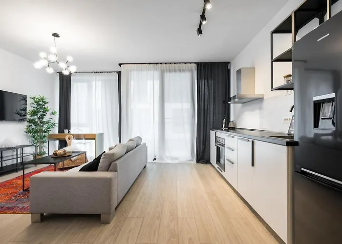 Elegance In Win Herastrau - King Bed Апартаменти Бухарест