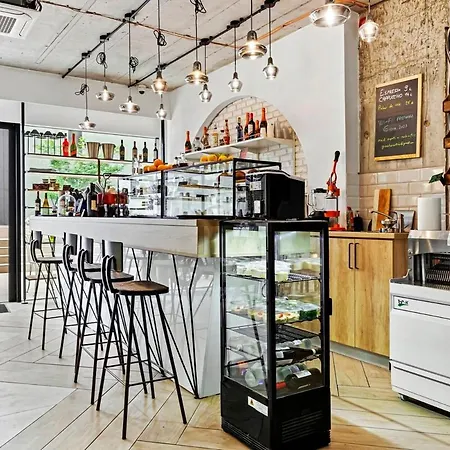 Elegance In Win Herastrau - King Bed Appartement